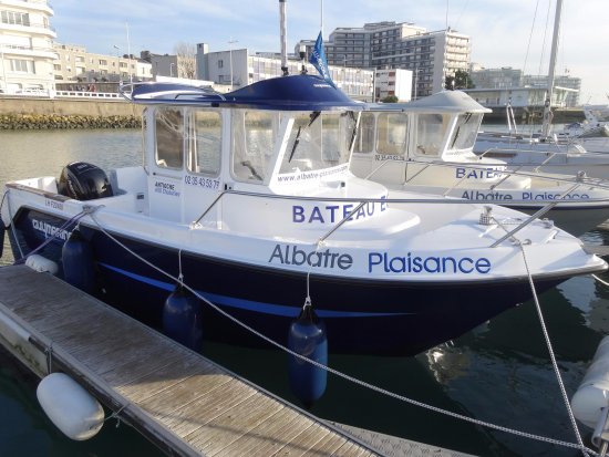 bateaux-a-moteurs-pour[1].jpg